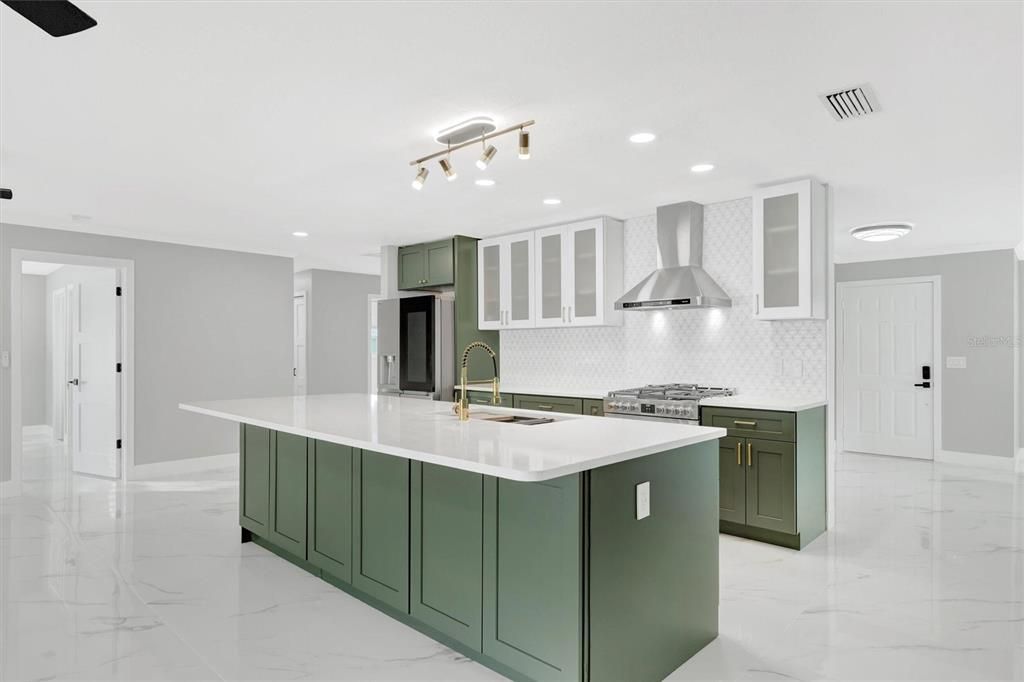 В аренду: $3,850 (4 спален, 2 ванн, 2246 Квадратных фут)