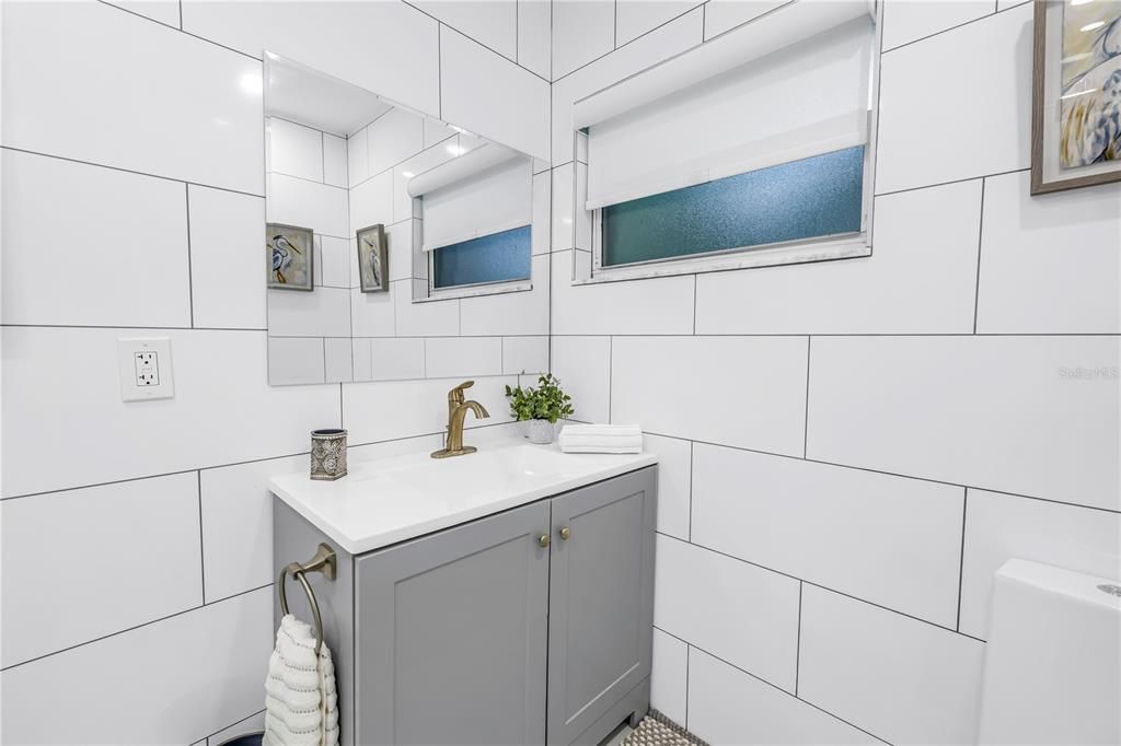 En Venta: $460,000 (2 camas, 1 baños, 709 Pies cuadrados)