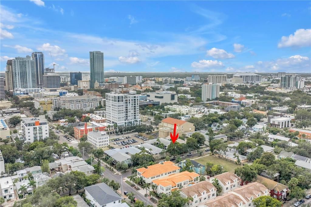 En Venta: $460,000 (2 camas, 1 baños, 709 Pies cuadrados)