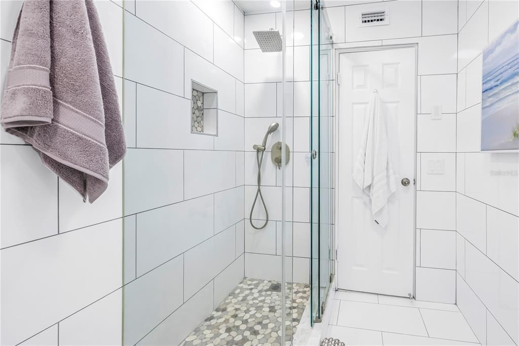 En Venta: $460,000 (2 camas, 1 baños, 709 Pies cuadrados)