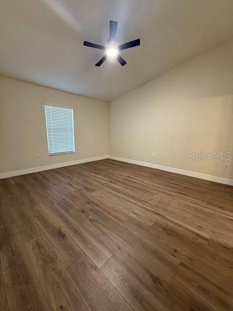 For Rent: $2,300 (3 beds, 2 baths, 1384 Square Feet)