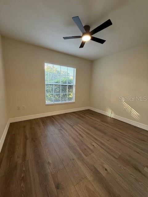 For Rent: $2,300 (3 beds, 2 baths, 1384 Square Feet)