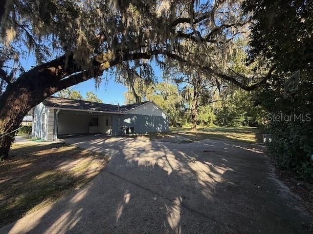 For Rent: $2,300 (3 beds, 2 baths, 1384 Square Feet)