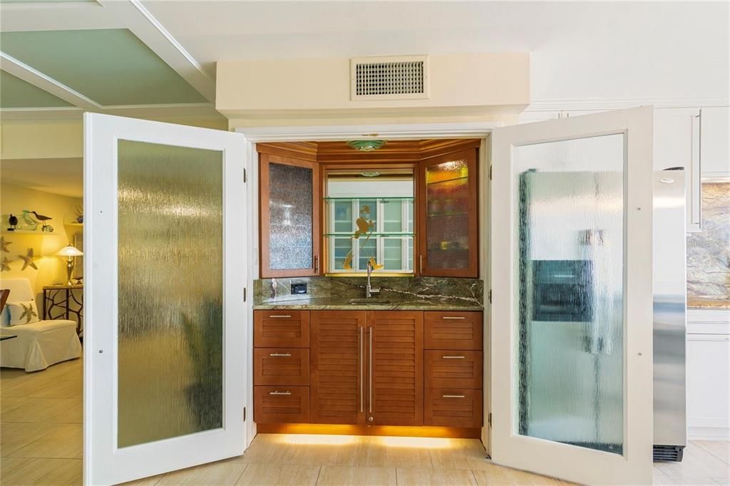 En Renta: $6,000 (3 camas, 2 baños, 2041 Pies cuadrados)