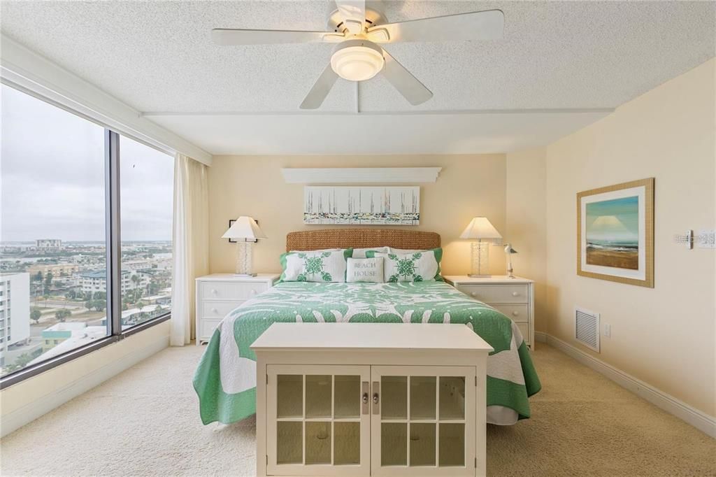 En Renta: $6,000 (3 camas, 2 baños, 2041 Pies cuadrados)