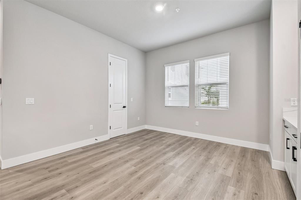 На продажу: $659,990 (3 спален, 3 ванн, 1952 Квадратных фут)