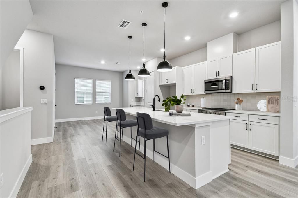 На продажу: $659,990 (3 спален, 3 ванн, 1952 Квадратных фут)