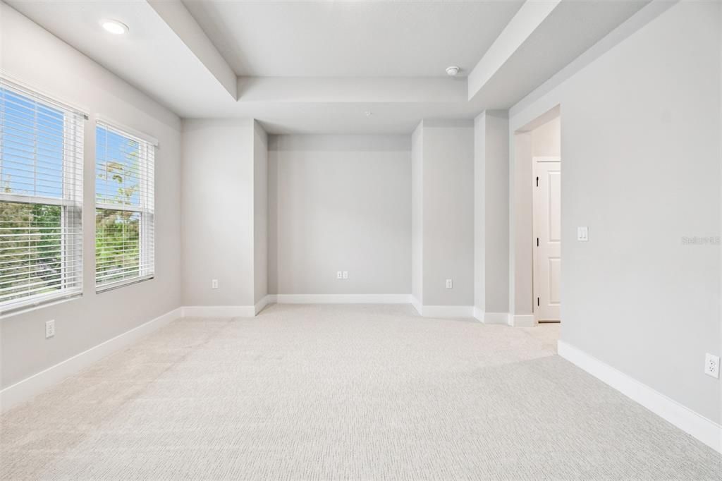 На продажу: $659,990 (3 спален, 3 ванн, 1952 Квадратных фут)