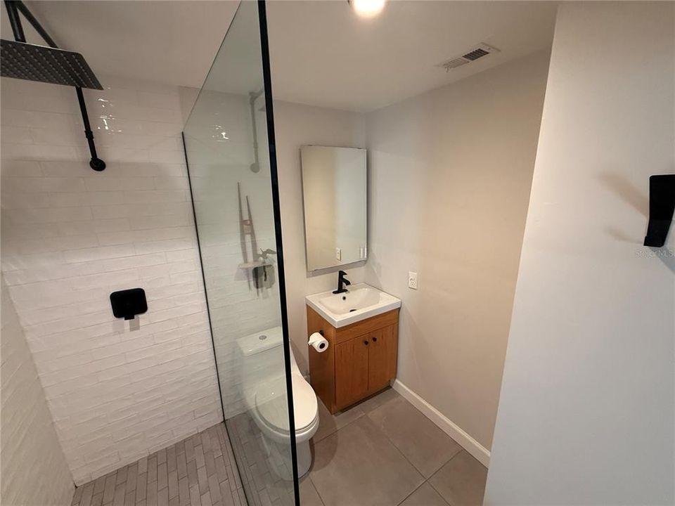 出租: $2,950 (2 贝兹, 2 浴室, 1428 平方英尺)