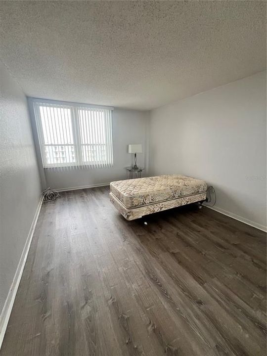 For Rent: $2,500 (2 beds, 2 baths, 1240 Square Feet)