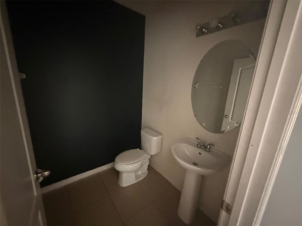 For Rent: $2,150 (3 beds, 2 baths, 1417 Square Feet)