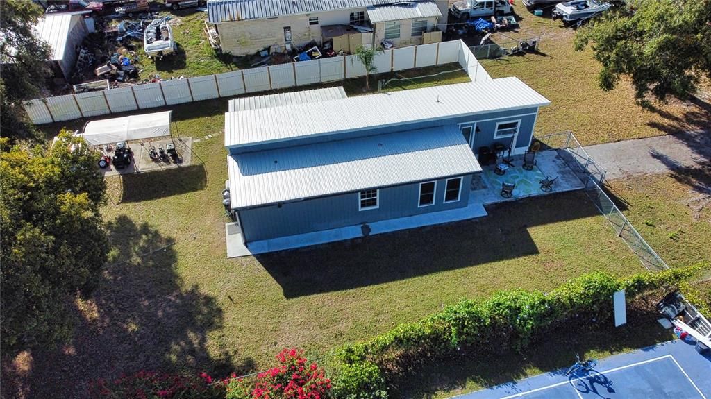 For Sale: $129,900 (2 beds, 2 baths, 672 Square Feet)