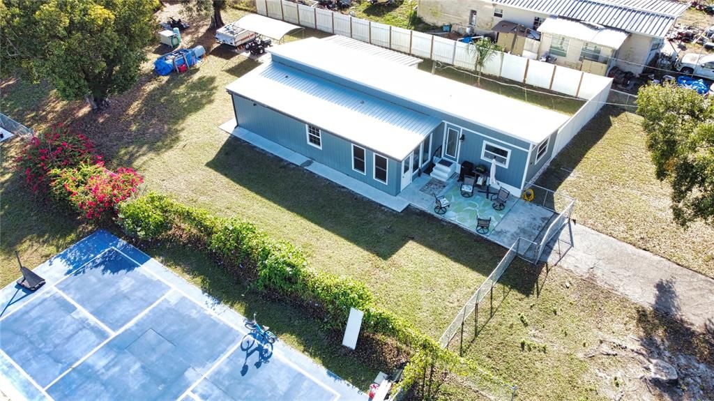 For Sale: $129,900 (2 beds, 2 baths, 672 Square Feet)