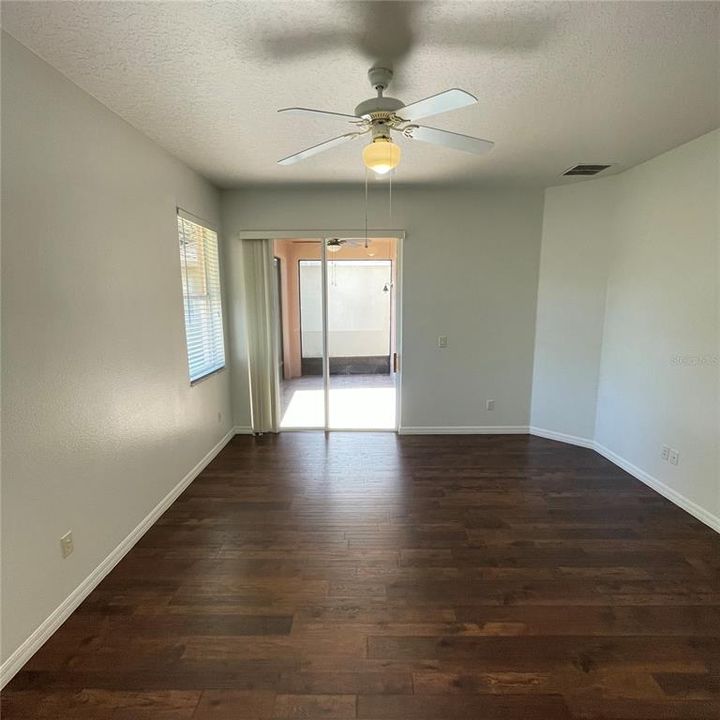For Rent: $2,750 (3 beds, 2 baths, 1812 Square Feet)
