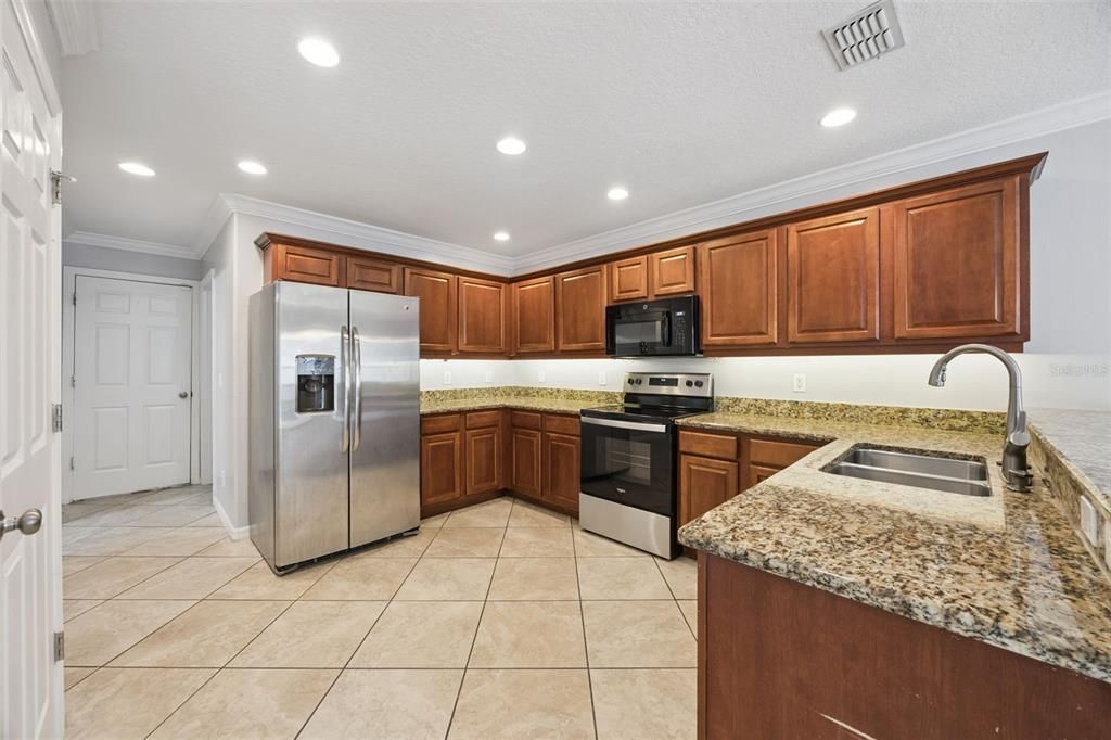 待售: $599,000 (5 贝兹, 3 浴室, 2994 平方英尺)