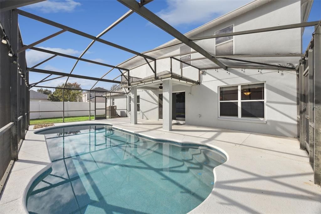 待售: $599,000 (5 贝兹, 3 浴室, 2994 平方英尺)