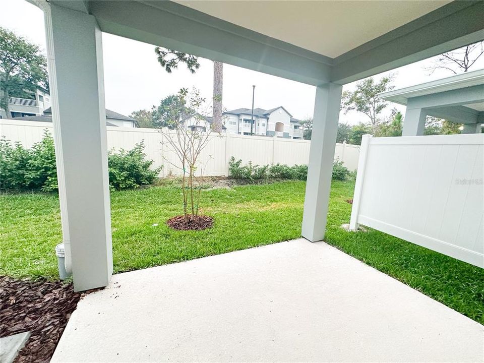 For Rent: $2,690 (3 beds, 2 baths, 1907 Square Feet)