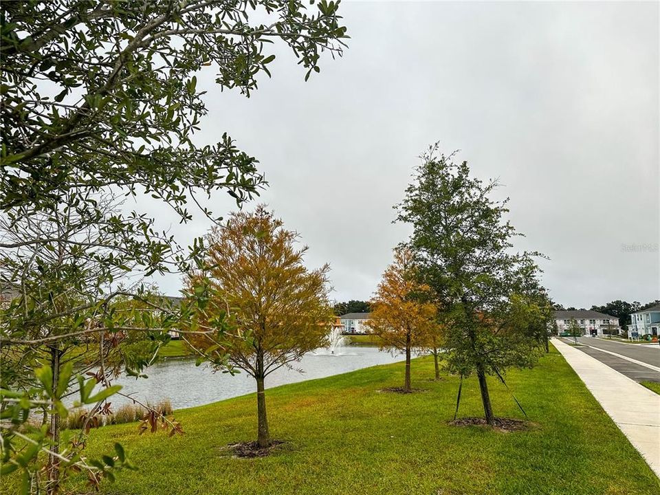 For Rent: $2,690 (3 beds, 2 baths, 1907 Square Feet)