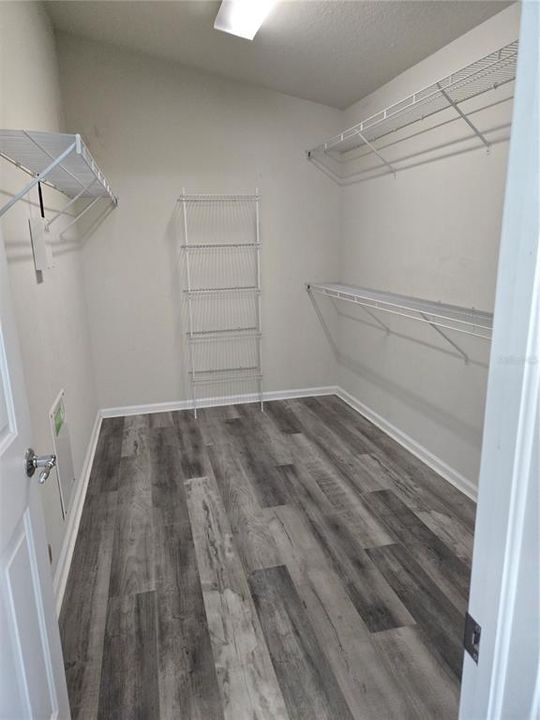 For Rent: $1,850 (3 beds, 2 baths, 1814 Square Feet)