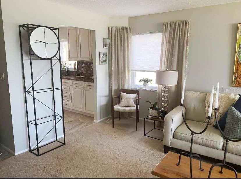 En Venta: $649,900 (2 camas, 2 baños, 1165 Pies cuadrados)