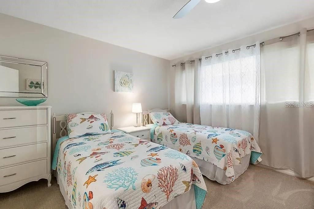 En Venta: $649,900 (2 camas, 2 baños, 1165 Pies cuadrados)