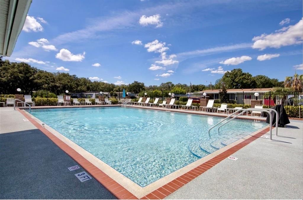 На продажу: $169,900 (2 спален, 2 ванн, 966 Квадратных фут)