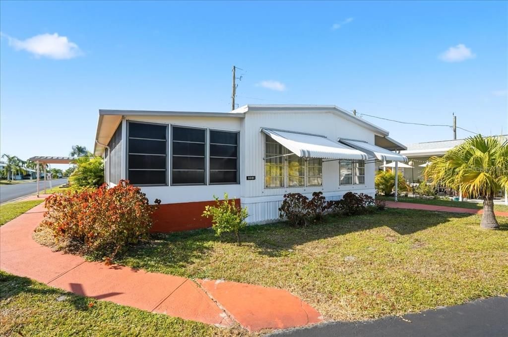 En Venta: $169,900 (2 camas, 2 baños, 966 Pies cuadrados)