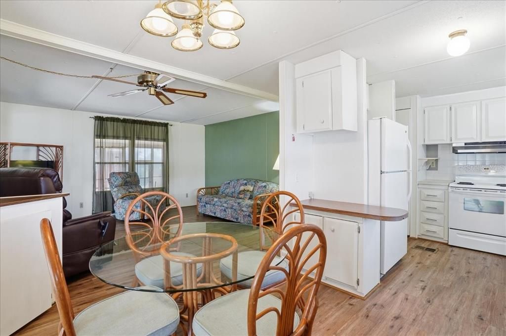 En Venta: $169,900 (2 camas, 2 baños, 966 Pies cuadrados)