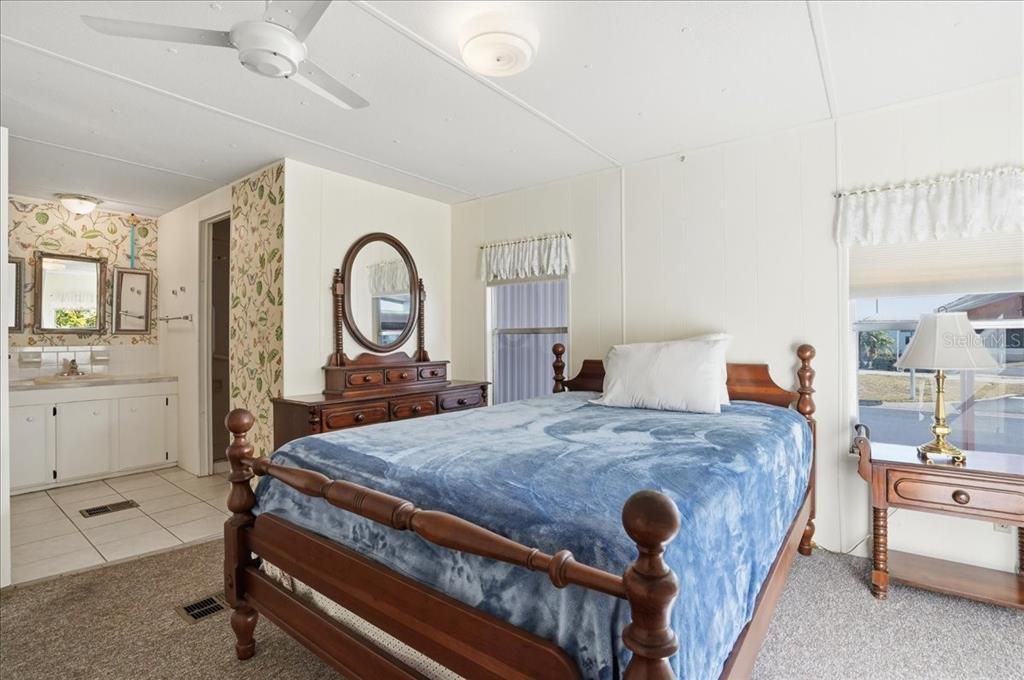 En Venta: $169,900 (2 camas, 2 baños, 966 Pies cuadrados)