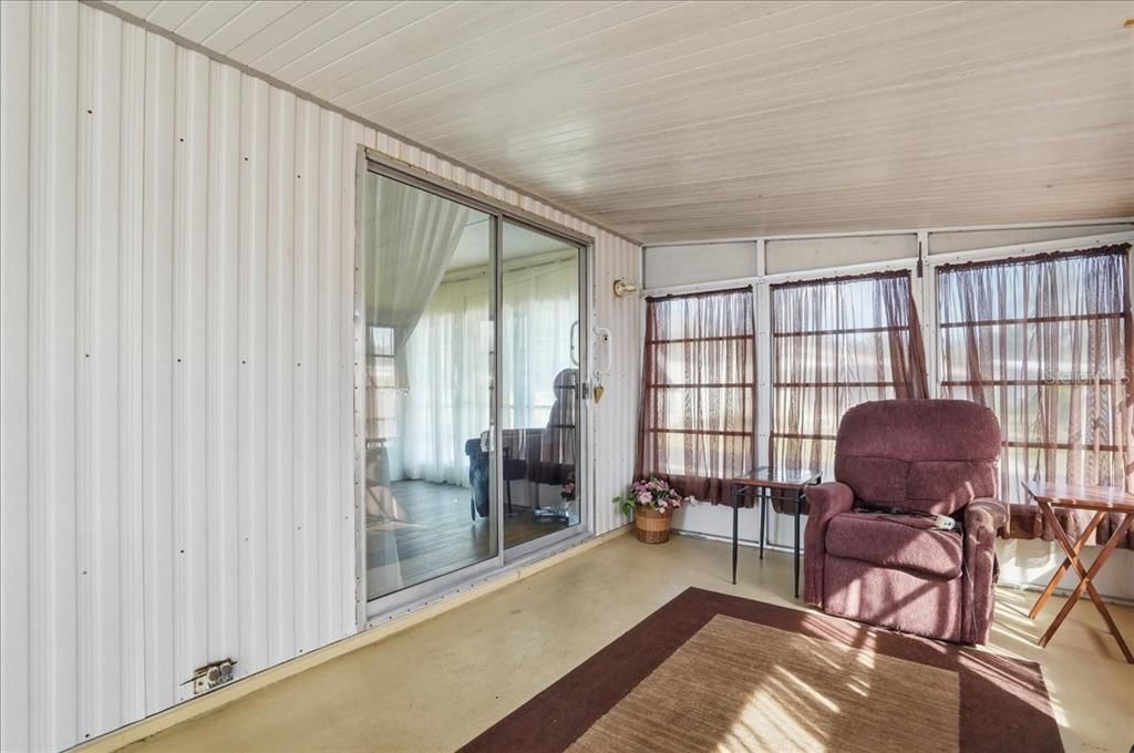 En Venta: $169,900 (2 camas, 2 baños, 966 Pies cuadrados)