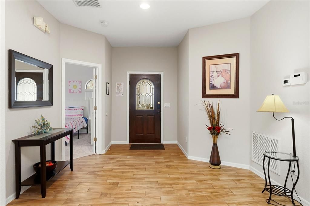 На продажу: $425,000 (4 спален, 3 ванн, 1632 Квадратных фут)