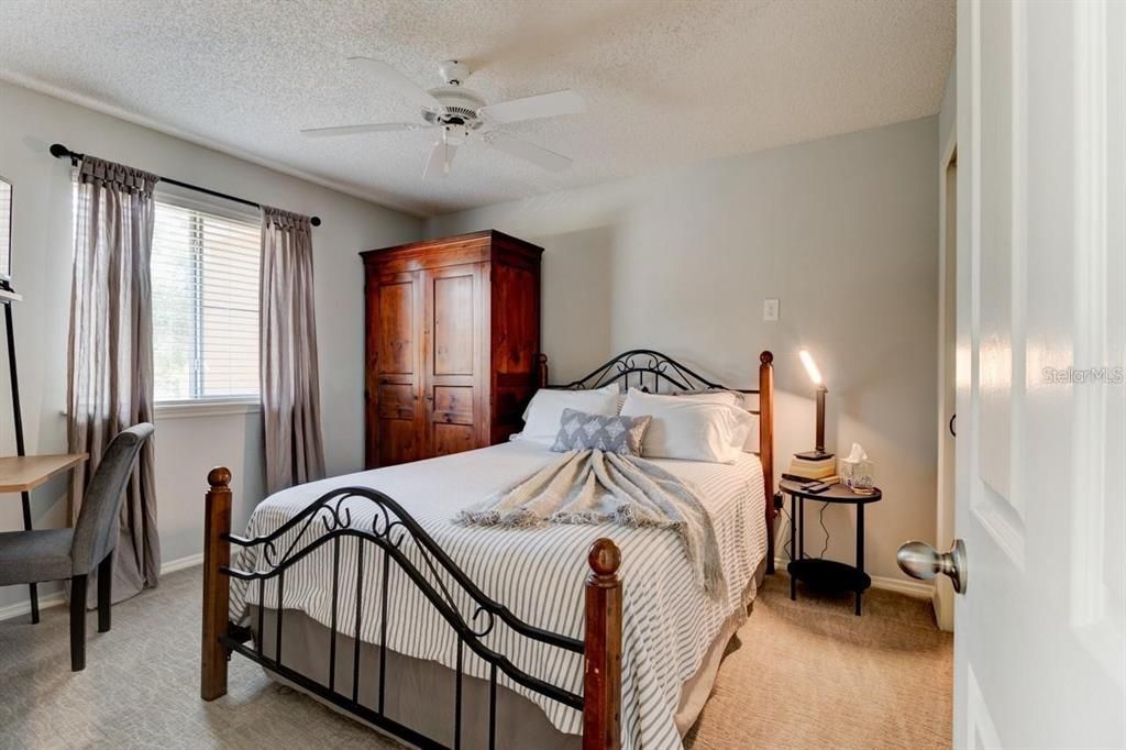 En Venta: $249,990 (2 camas, 2 baños, 1617 Pies cuadrados)