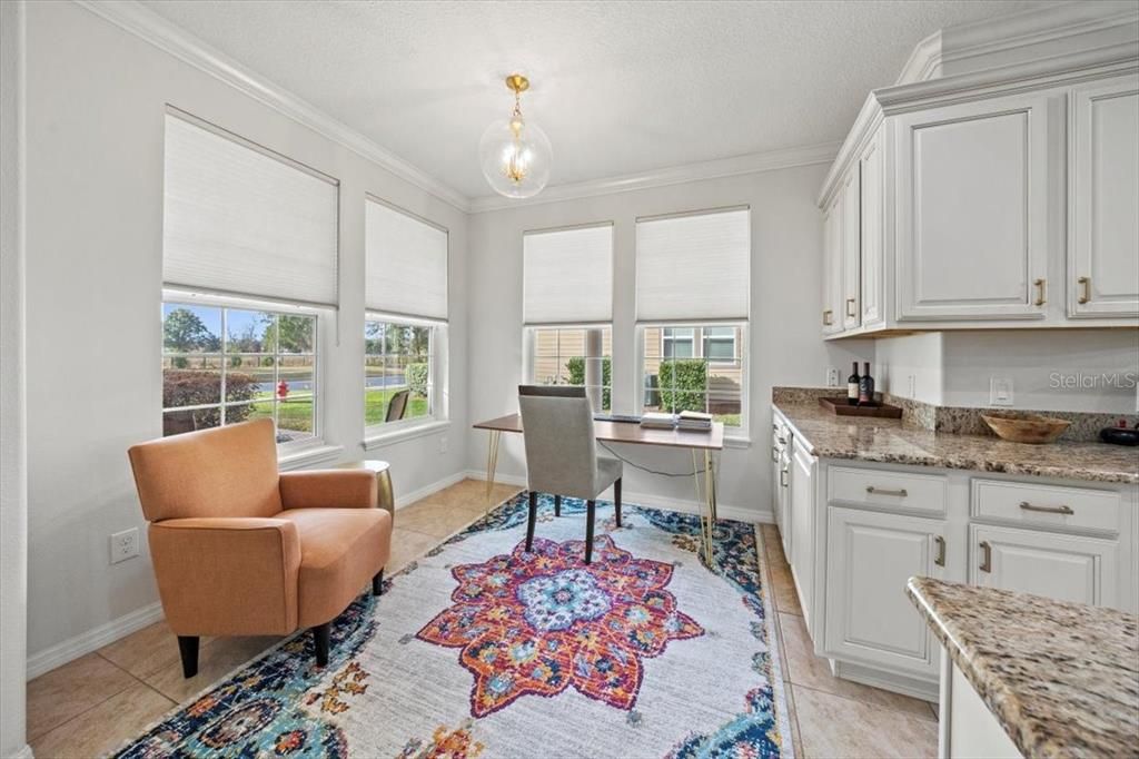 待售: $345,000 (2 贝兹, 2 浴室, 1666 平方英尺)