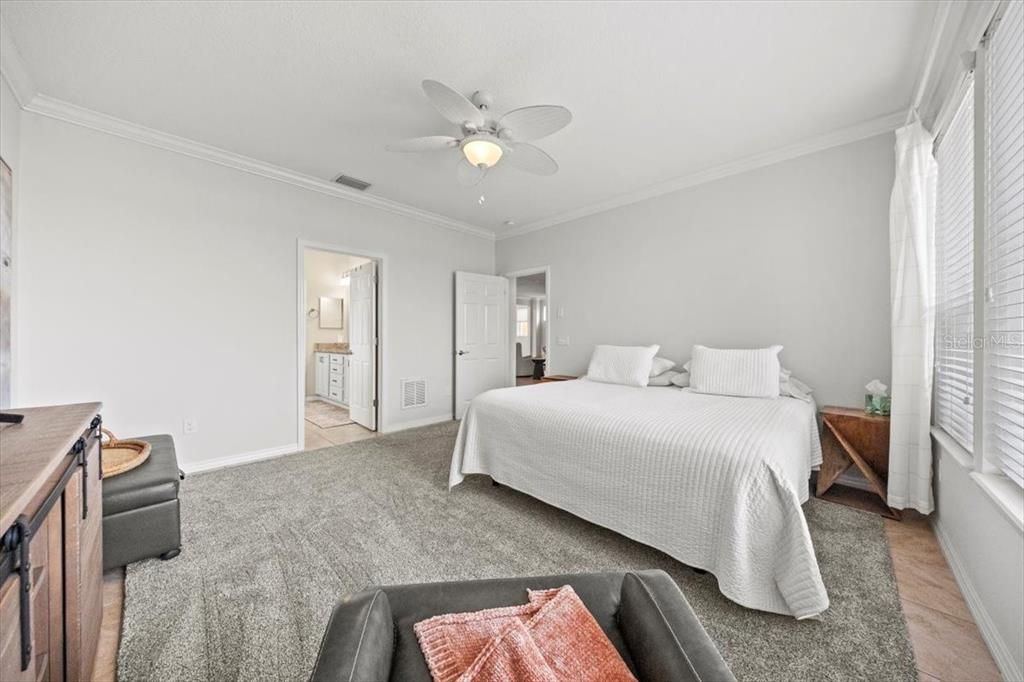 待售: $345,000 (2 贝兹, 2 浴室, 1666 平方英尺)