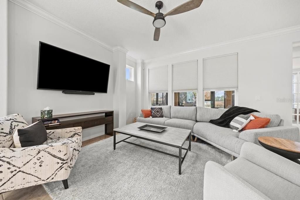 待售: $345,000 (2 贝兹, 2 浴室, 1666 平方英尺)