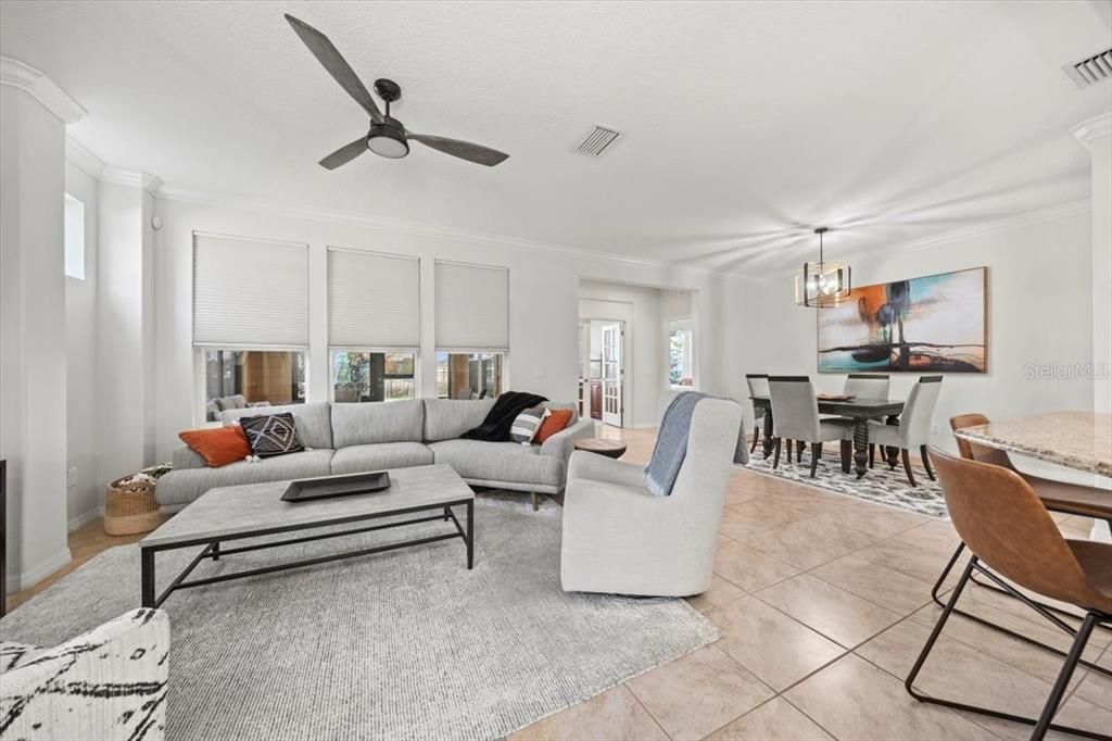 待售: $345,000 (2 贝兹, 2 浴室, 1666 平方英尺)