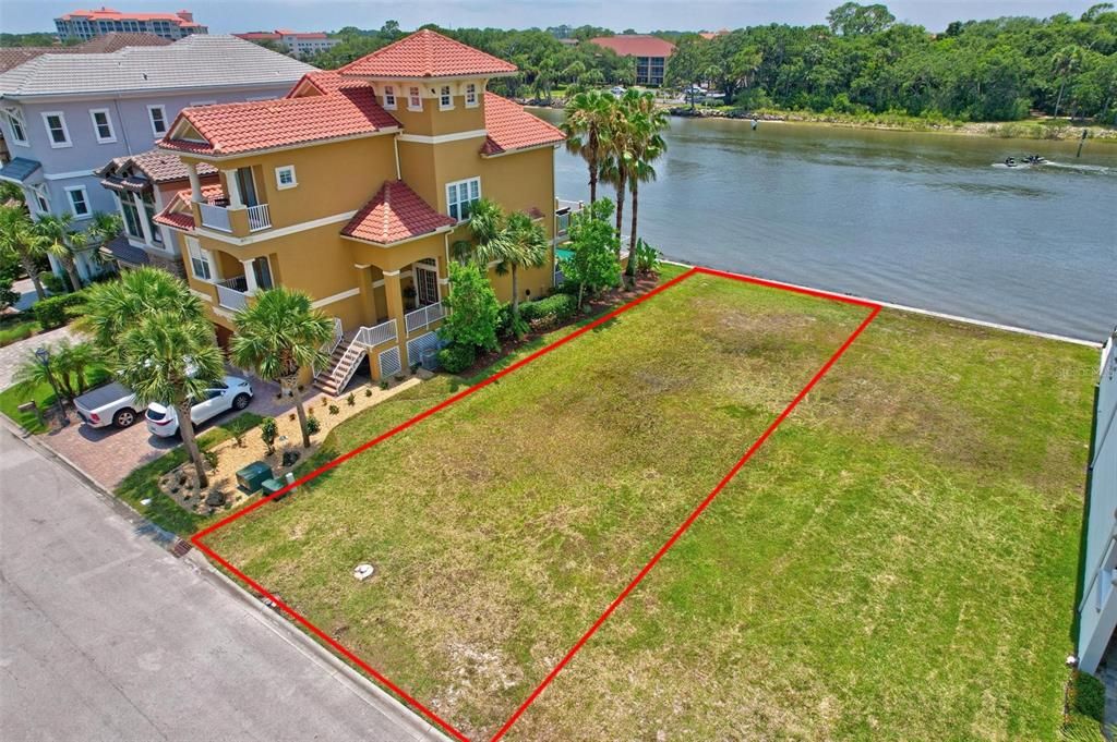 En Venta: $269,000 (0.11 acres)