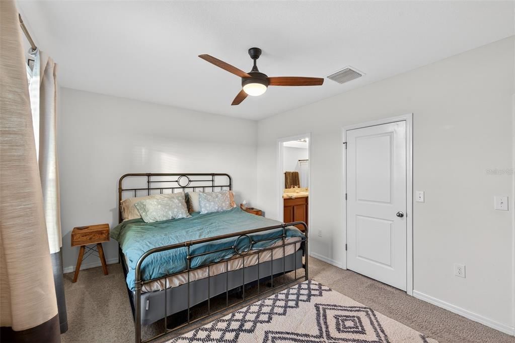 En Venta: $324,900 (3 camas, 2 baños, 1673 Pies cuadrados)