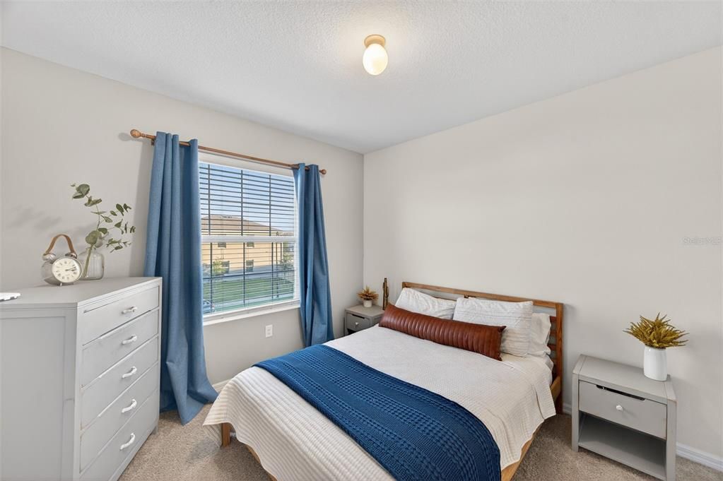 En Venta: $324,900 (3 camas, 2 baños, 1673 Pies cuadrados)