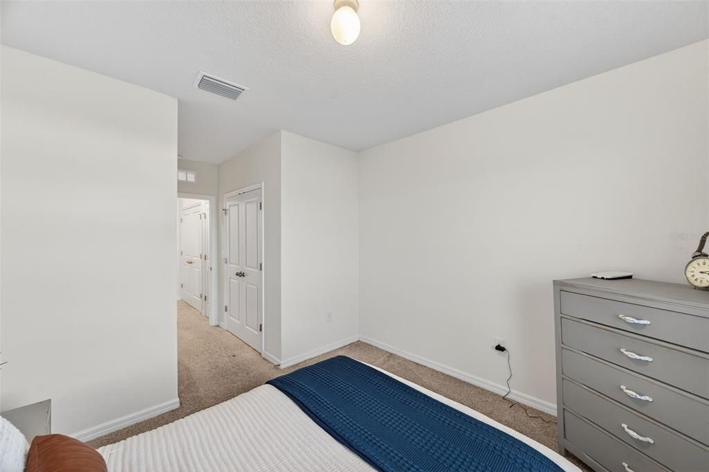 En Venta: $324,900 (3 camas, 2 baños, 1673 Pies cuadrados)