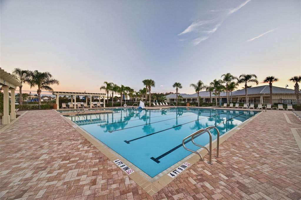 En Venta: $324,900 (3 camas, 2 baños, 1673 Pies cuadrados)