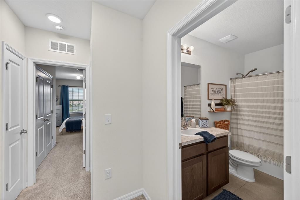 En Venta: $324,900 (3 camas, 2 baños, 1673 Pies cuadrados)