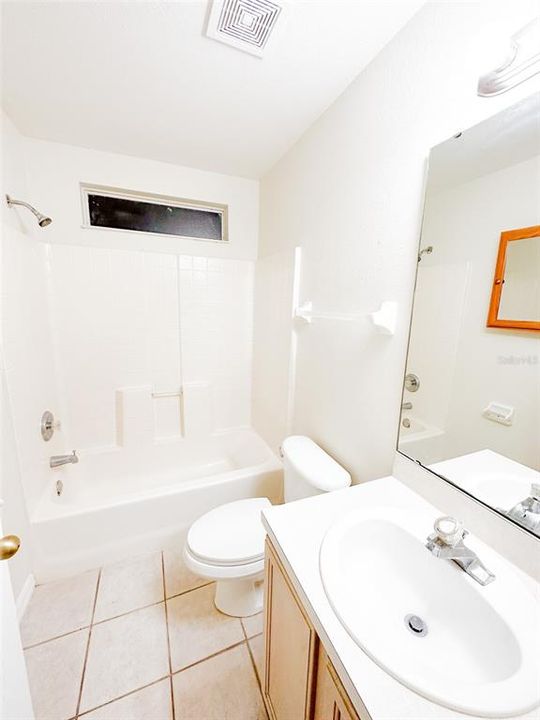 待售: $305,000 (3 贝兹, 2 浴室, 1142 平方英尺)