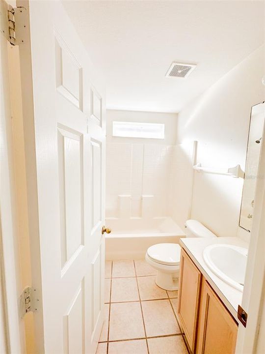 待售: $305,000 (3 贝兹, 2 浴室, 1142 平方英尺)