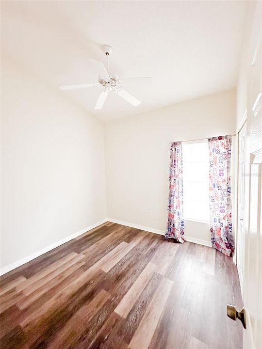 待售: $305,000 (3 贝兹, 2 浴室, 1142 平方英尺)