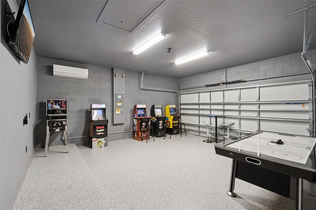 For Sale: $563,869 (4 beds, 3 baths, 1910 Square Feet)