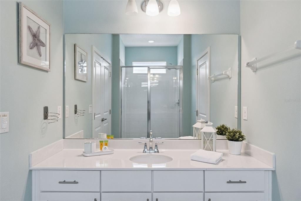 For Sale: $563,869 (4 beds, 3 baths, 1910 Square Feet)