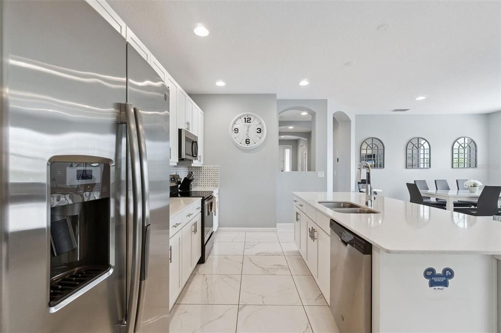 For Sale: $563,869 (4 beds, 3 baths, 1910 Square Feet)