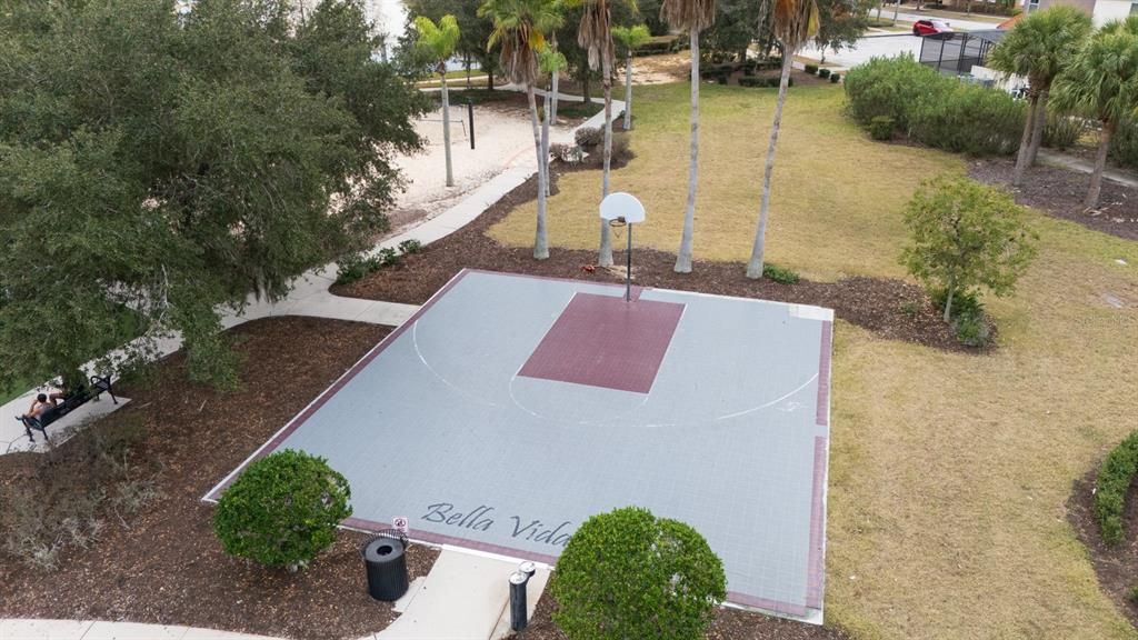 For Sale: $563,869 (4 beds, 3 baths, 1910 Square Feet)