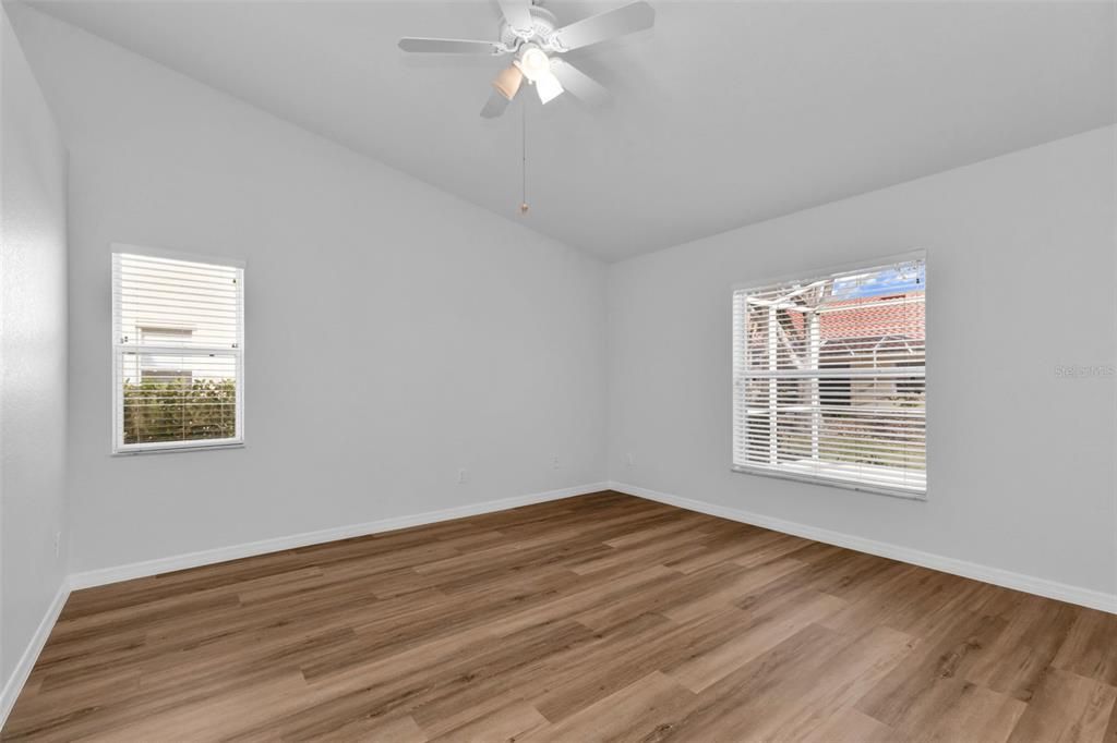 待售: $199,999 (2 贝兹, 2 浴室, 1451 平方英尺)